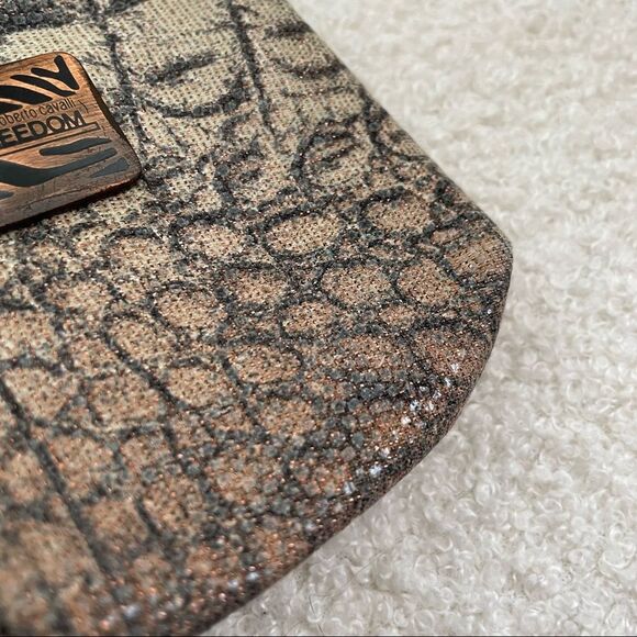 Roberto Cavalli Animal Print Coin Purse Clamshell Opening Kiss Lock Closure - Picture 7 of 11